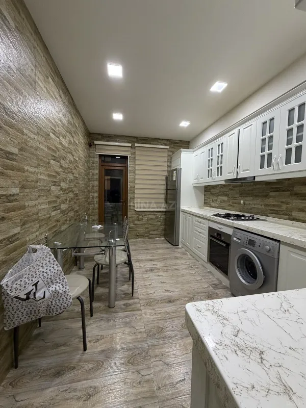 Satılır 3 otaqlı mənzil 83 m²