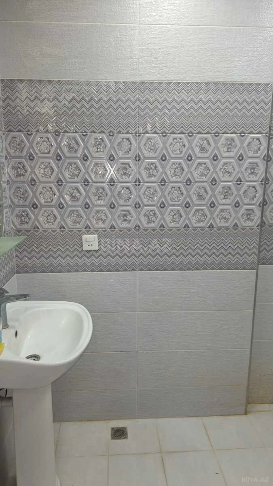 Kirayə verilir 2 otaqlı mənzil 80 m²