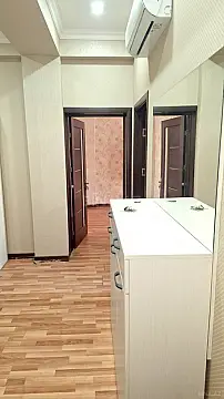 Kirayə verilir 2 otaqlı mənzil 80 m²