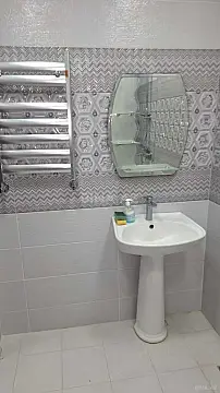 Kirayə verilir 2 otaqlı mənzil 80 m²