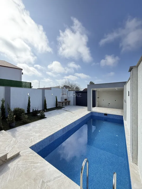 Satılır 4 otaqlı həyət evi 150 m²