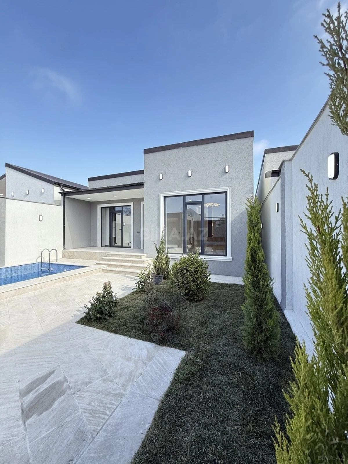 Satılır 4 otaqlı həyət evi 150 m²