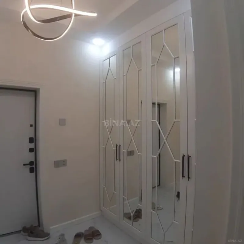 Kirayə verilir 2 otaqlı mənzil 60 m²