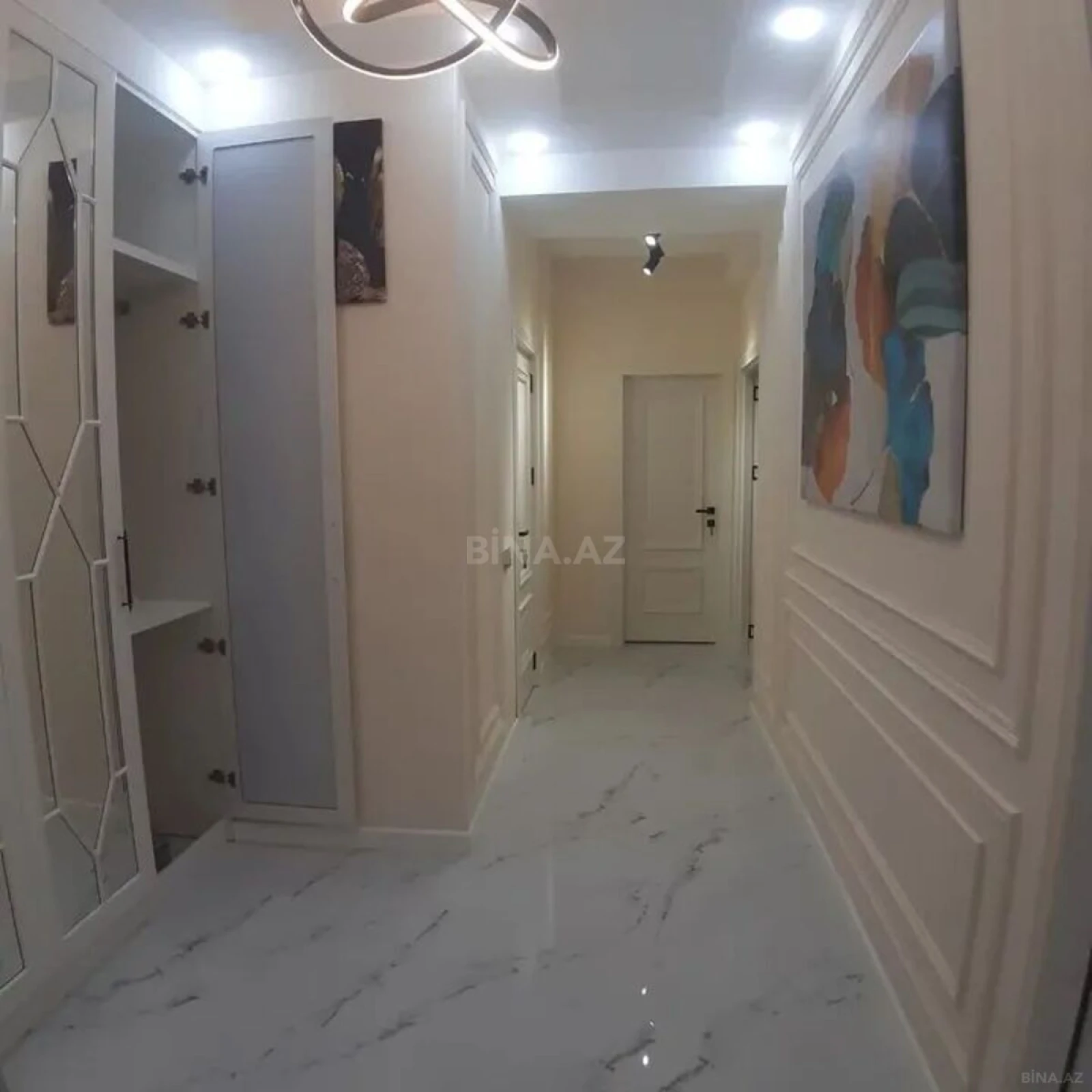 Kirayə verilir 2 otaqlı mənzil 60 m²