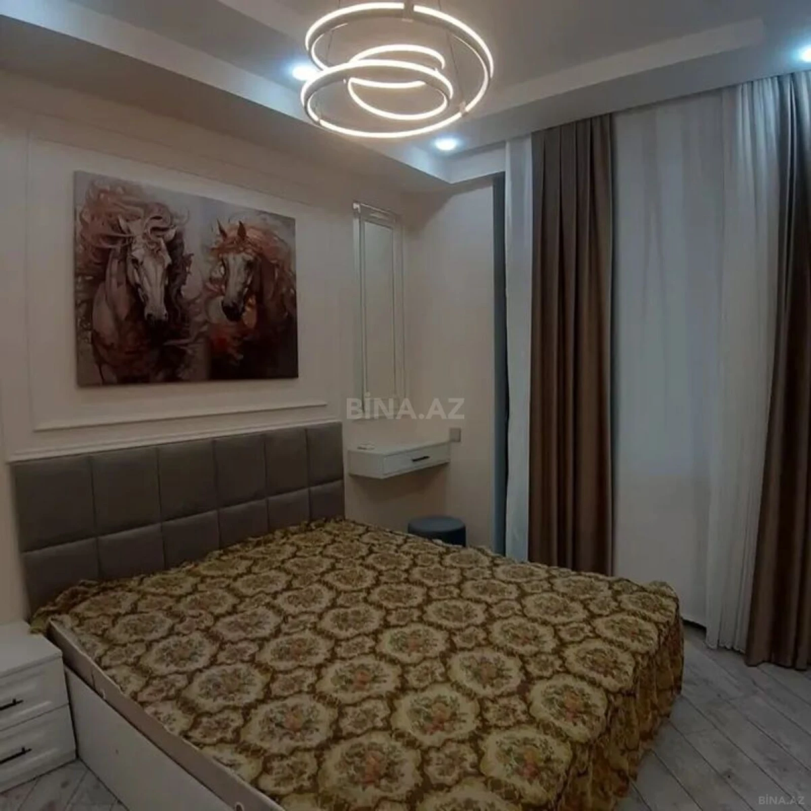 Kirayə verilir 2 otaqlı mənzil 60 m²