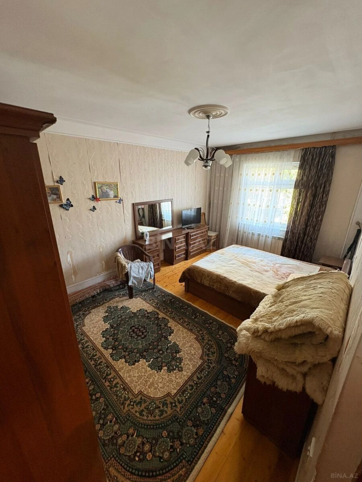 Satılır 4 otaqlı mənzil 100 m²