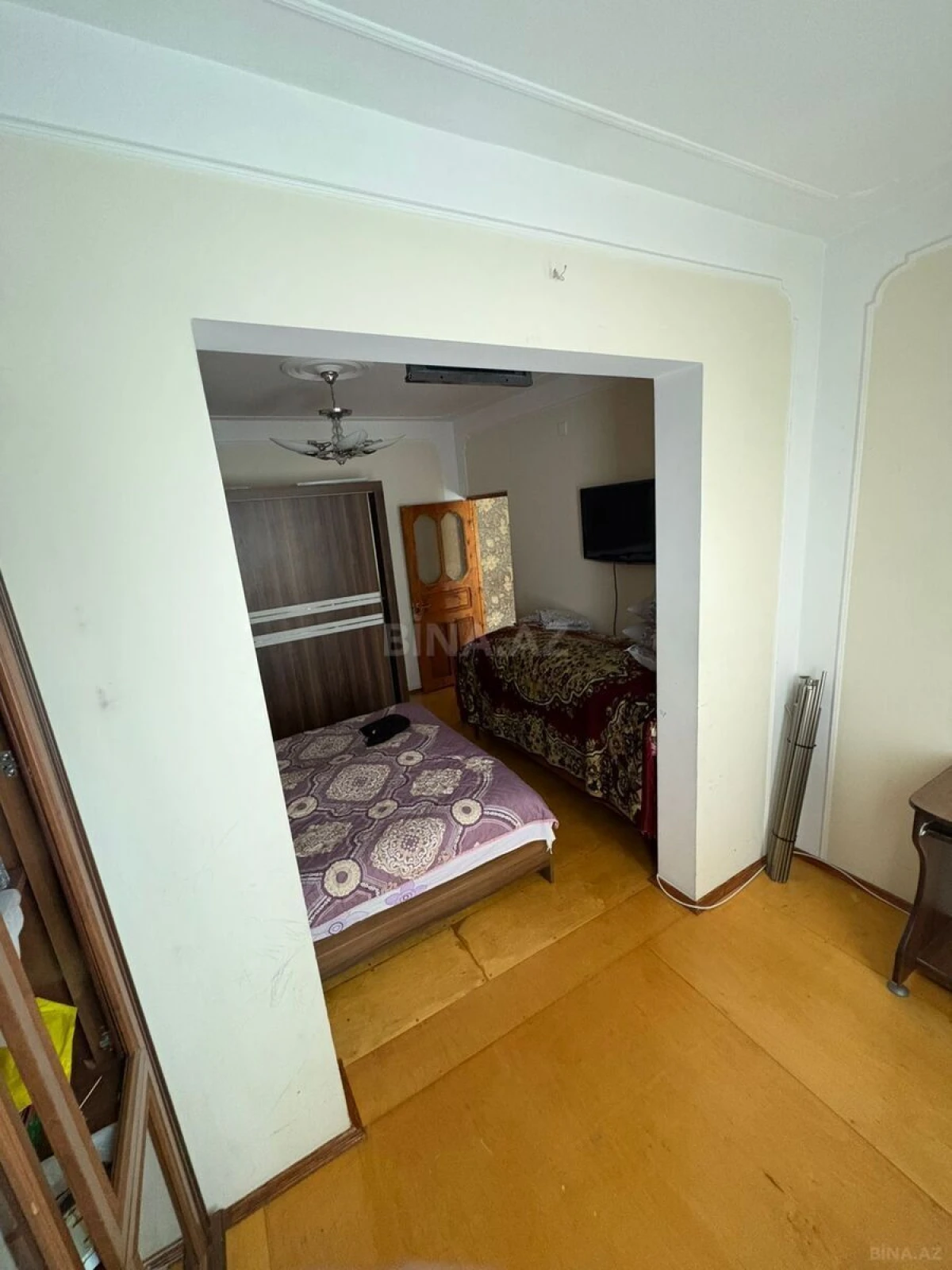 Satılır 4 otaqlı mənzil 100 m²