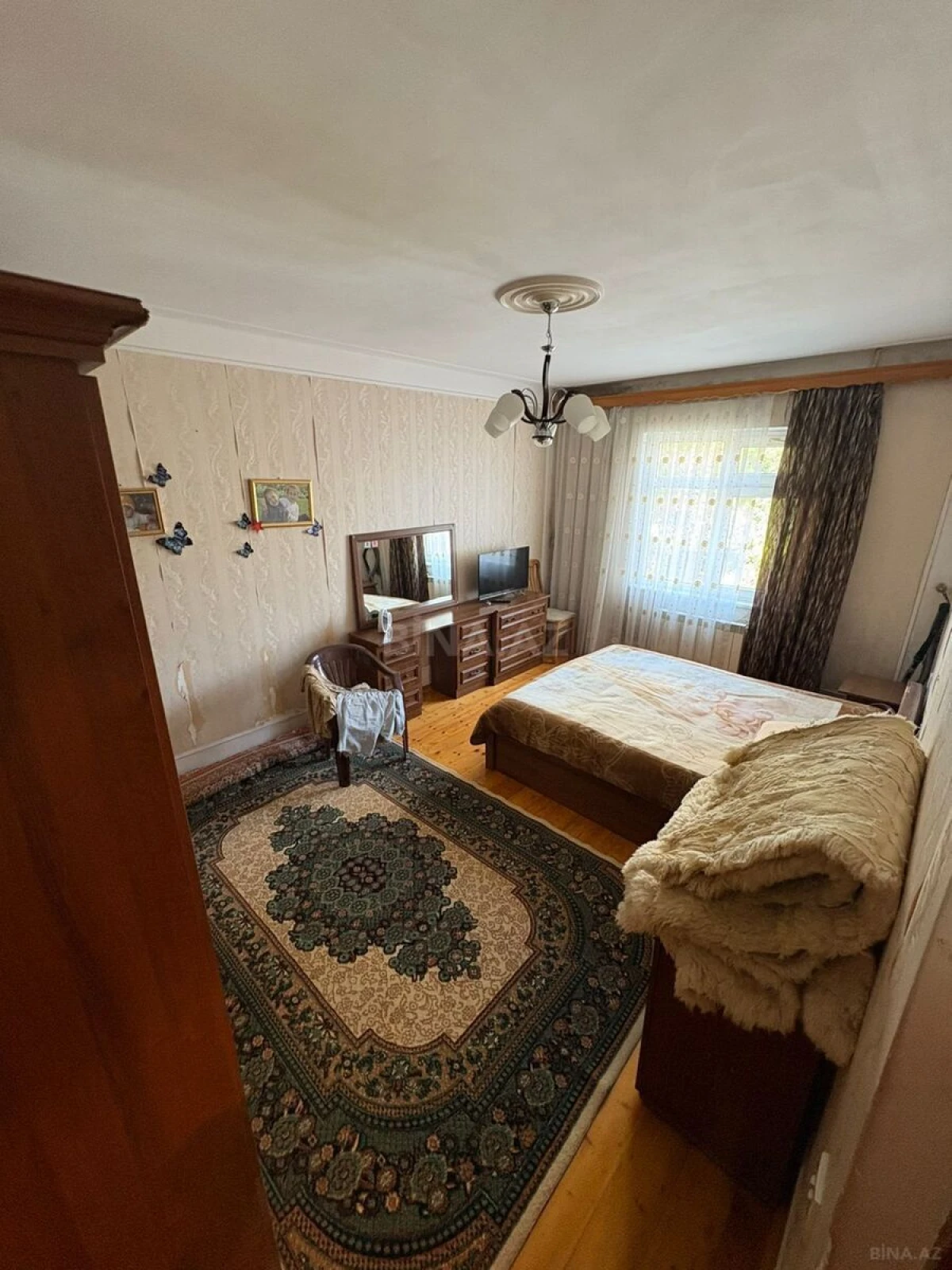 Satılır 4 otaqlı mənzil 100 m²