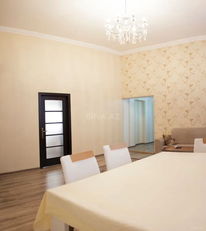 Kirayə verilir 2 otaqlı mənzil 57 m²