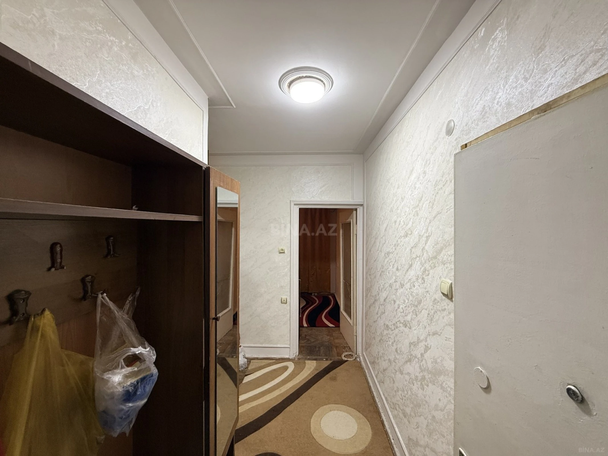 Kirayə verilir 2 otaqlı mənzil 45 m²