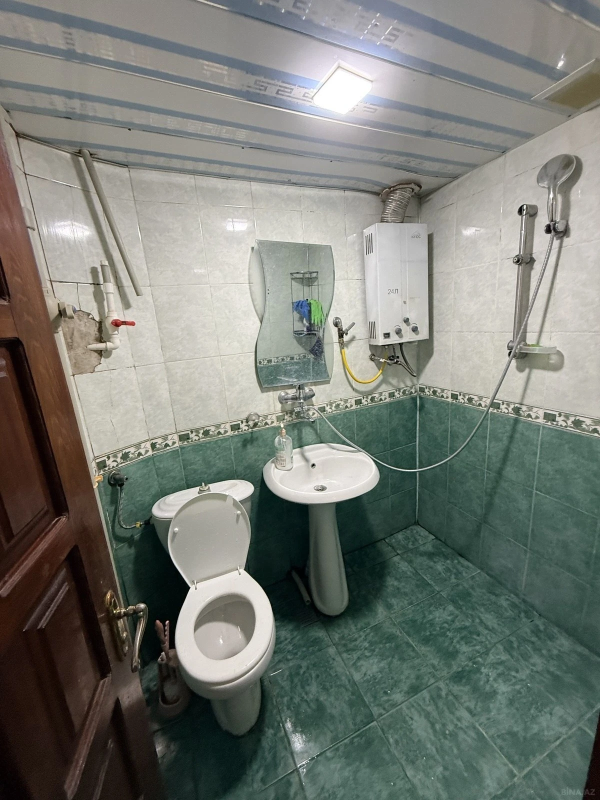 Kirayə verilir 2 otaqlı mənzil 45 m²