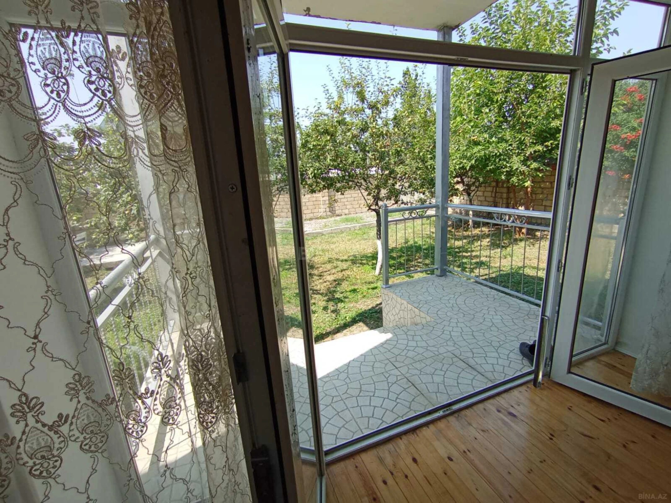 Kirayə verilir 7 otaqlı həyət evi 200 m²