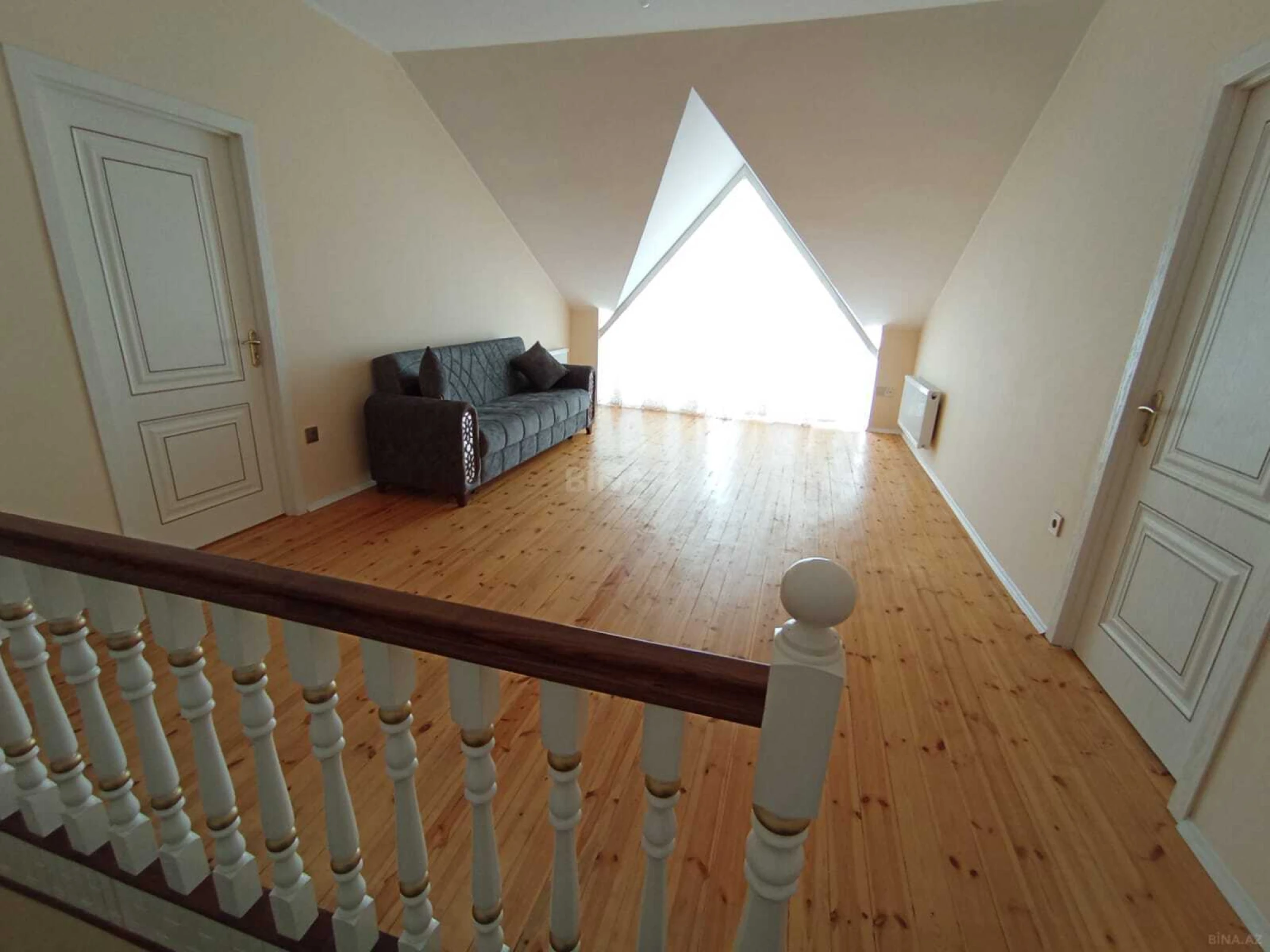 Kirayə verilir 7 otaqlı həyət evi 200 m²