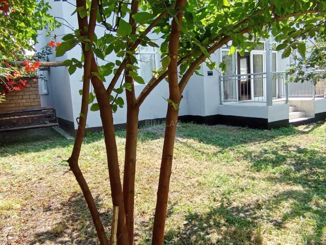 Kirayə verilir 7 otaqlı həyət evi 200 m²