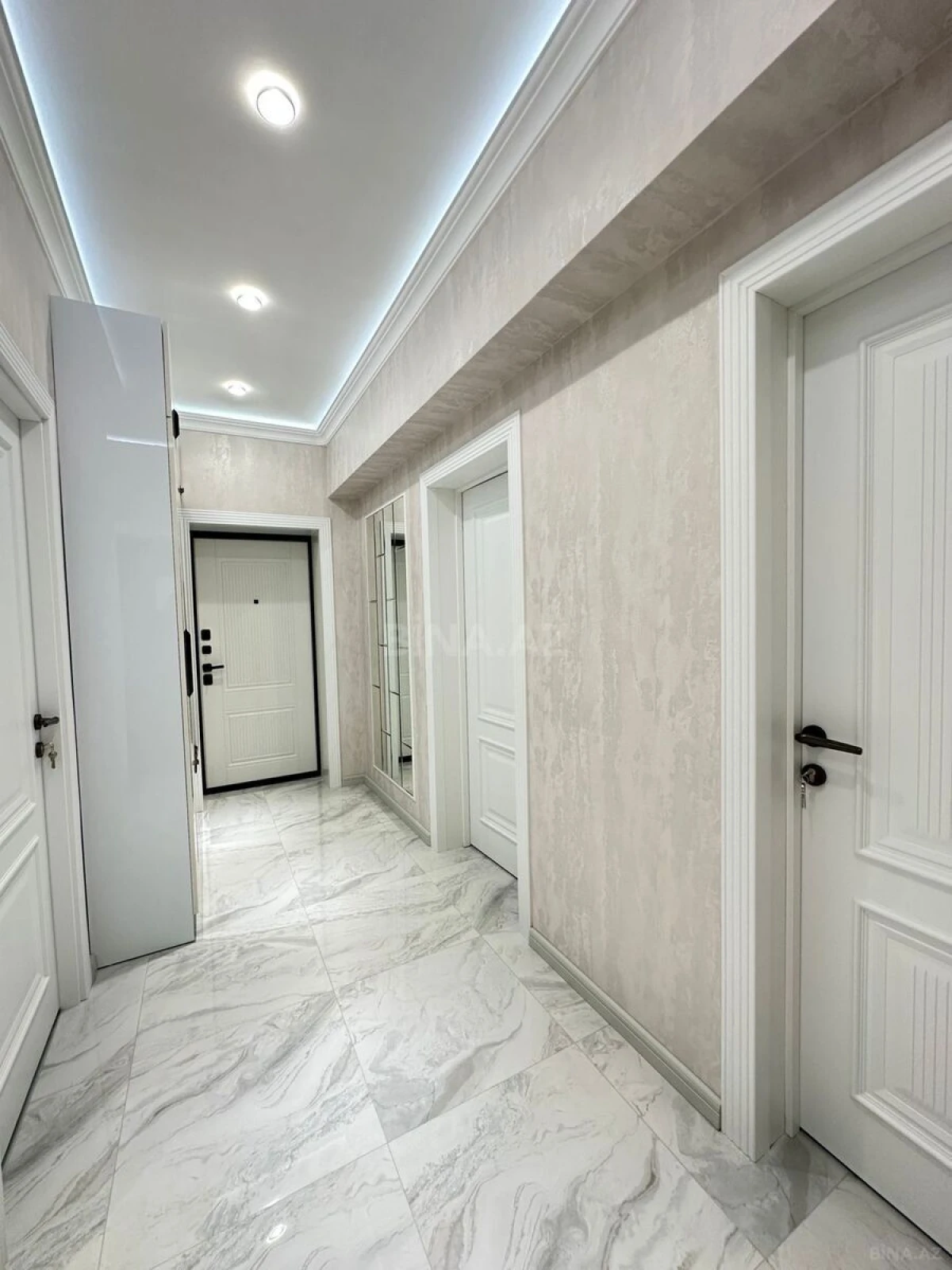 Satılır 3 otaqlı mənzil 90 m²