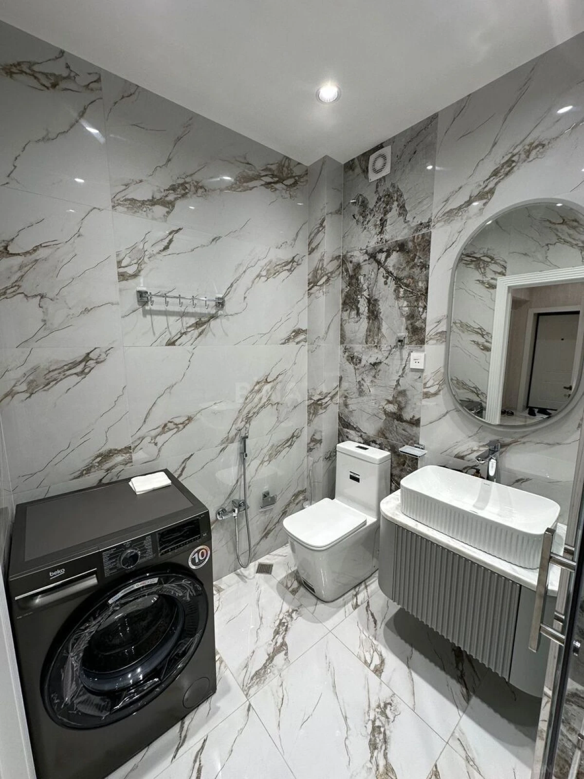 Satılır 3 otaqlı mənzil 90 m²