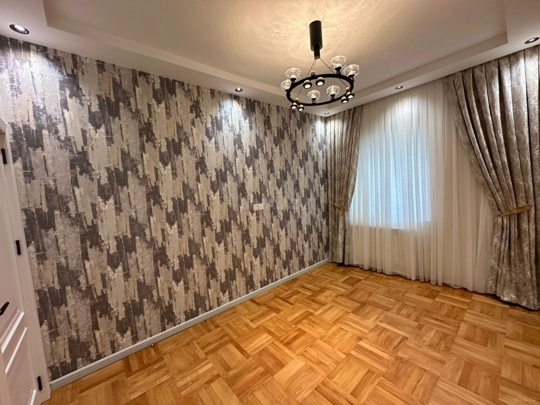 Satılır 3 otaqlı mənzil 90 m²