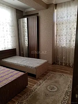 Kirayə verilir 3 otaqlı mənzil 130 m²