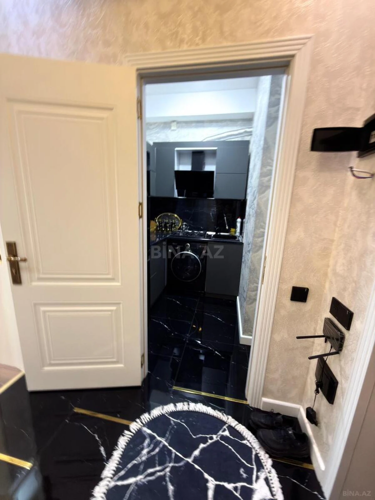 Satılır 2 otaqlı mənzil 65 m²