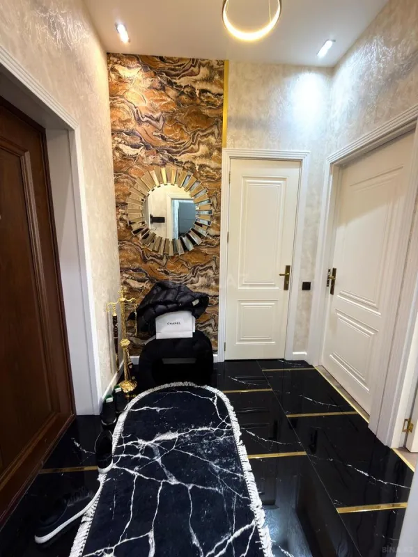 Satılır 2 otaqlı mənzil 65 m²