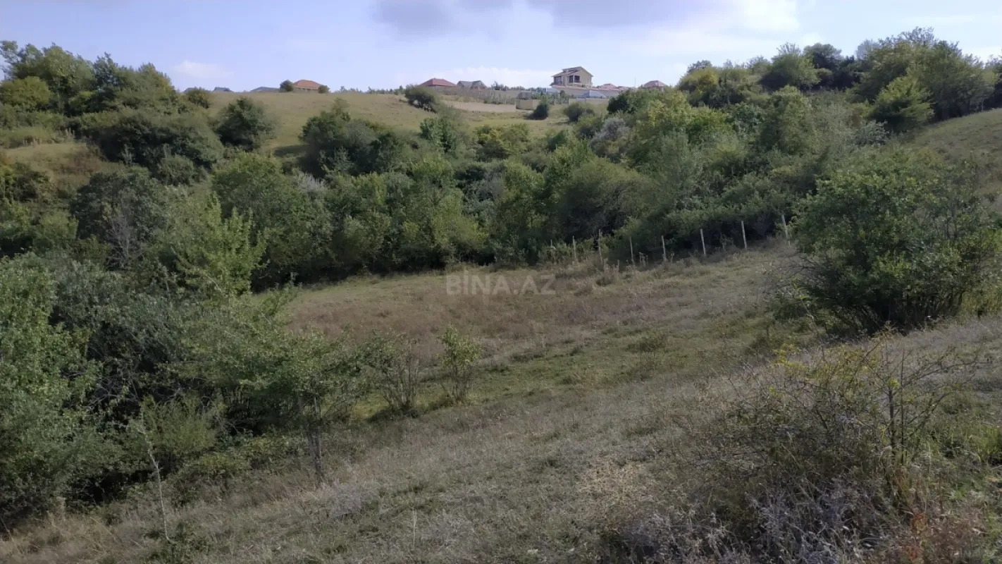 Satılır torpaq sahəsi 12 m²