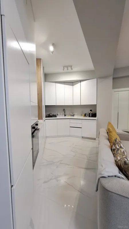 Satılır 2 otaqlı mənzil 75 m²