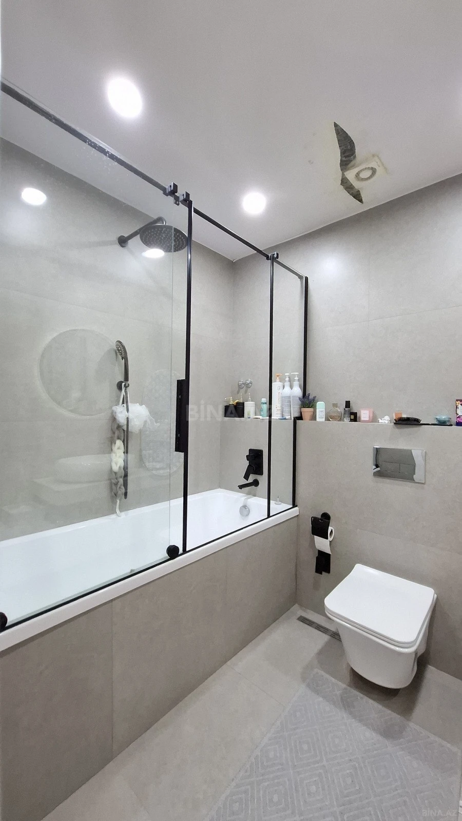 Satılır 2 otaqlı mənzil 75 m²