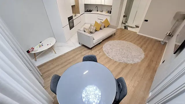 Satılır 2 otaqlı mənzil 75 m²