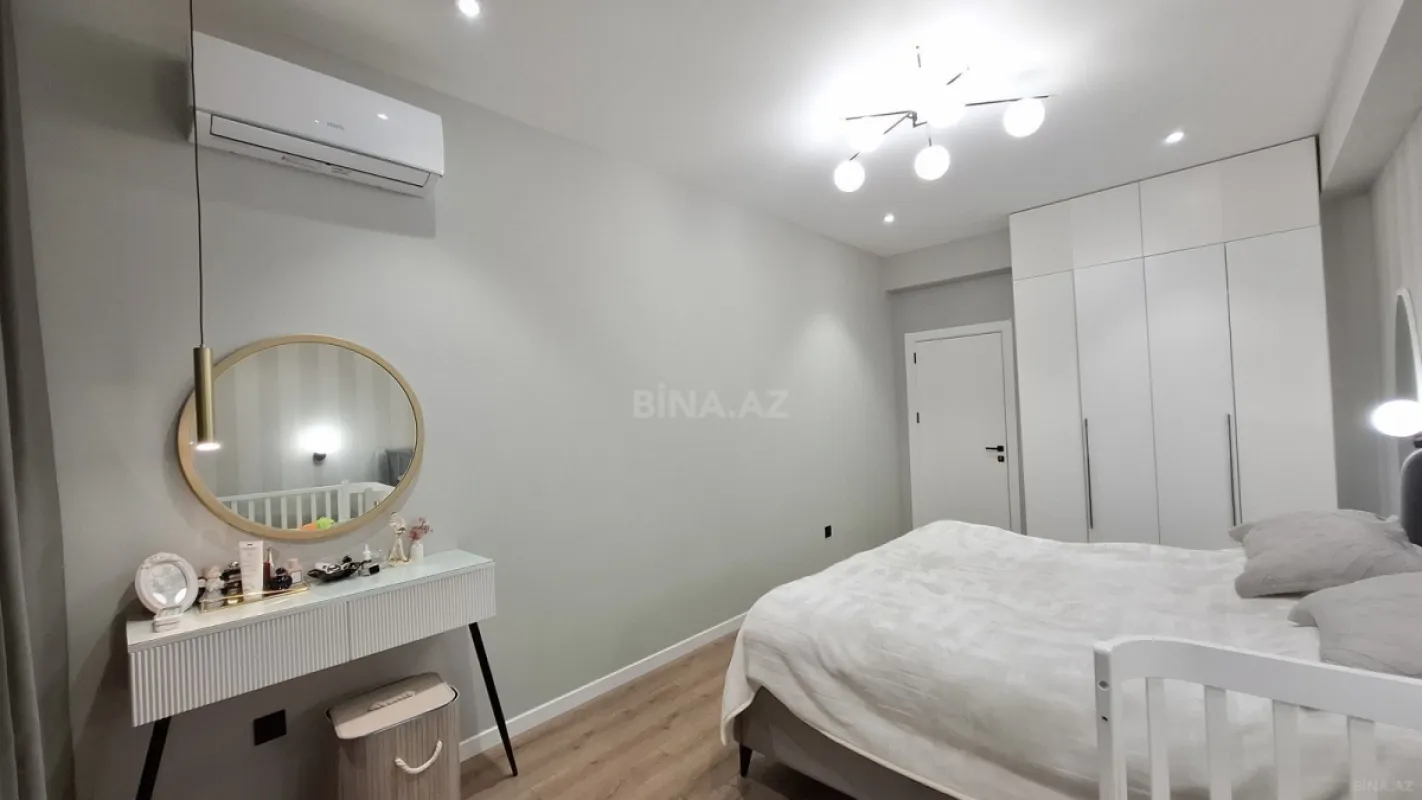 Satılır 2 otaqlı mənzil 75 m²