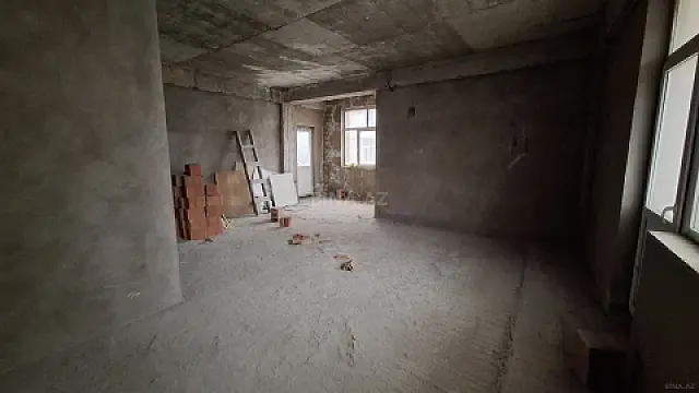 Satılır 7 otaqlı mənzil 408 m² — Bakı, Memar Əcəmi yanı 7 otaq 408.00 m²