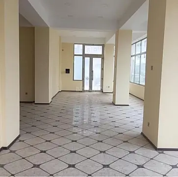 Satılır obyekt 105 m²