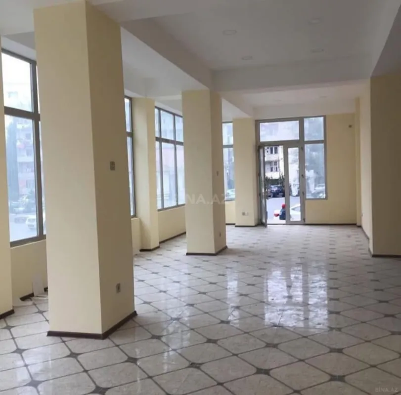 Satılır obyekt 105 m²