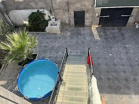 Satılır 7 otaqlı həyət evi 275 m²