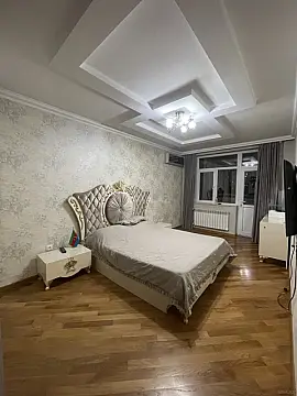 Satılır 5 otaqlı mənzil 120 m²