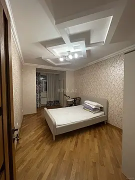Satılır 5 otaqlı mənzil 120 m²