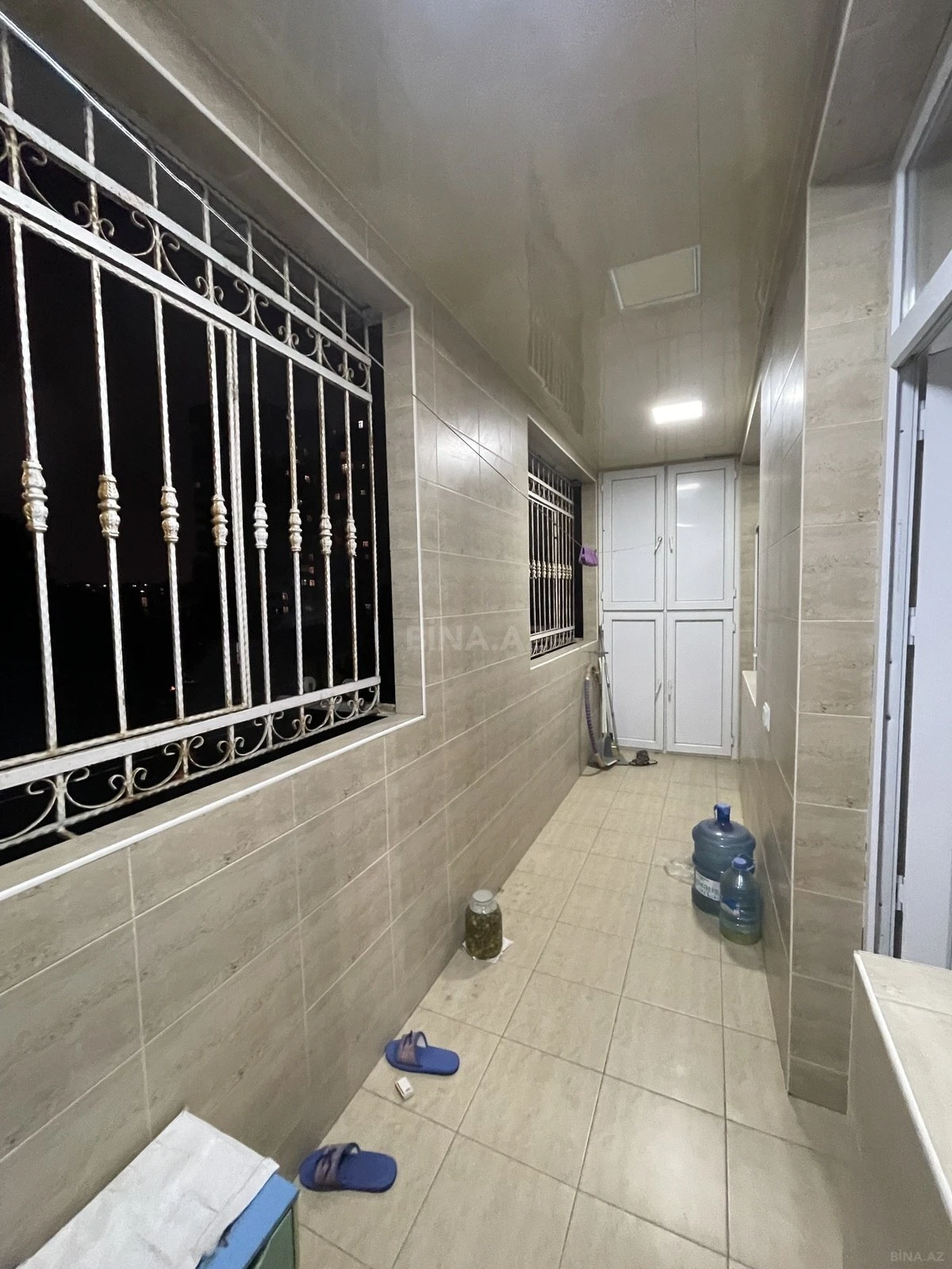 Satılır 5 otaqlı mənzil 120 m²