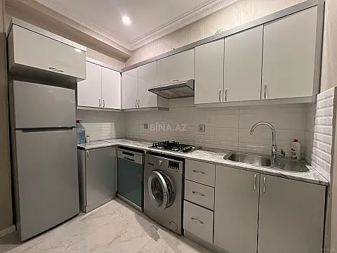Kirayə verilir 2 otaqlı mənzil 68 m²