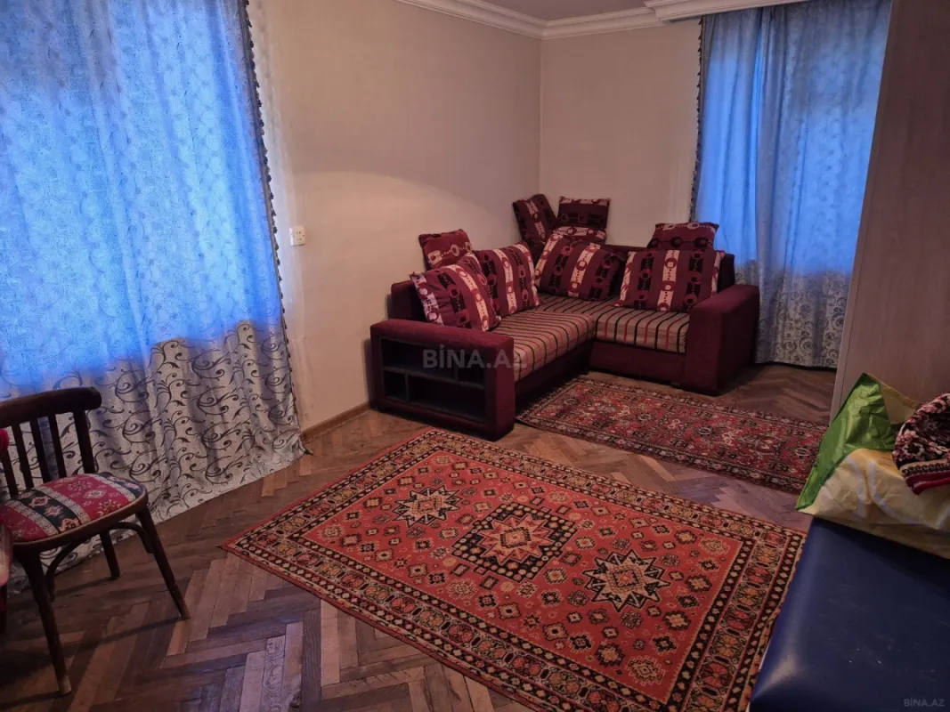 Satılır 1 otaqlı mənzil 35 m²