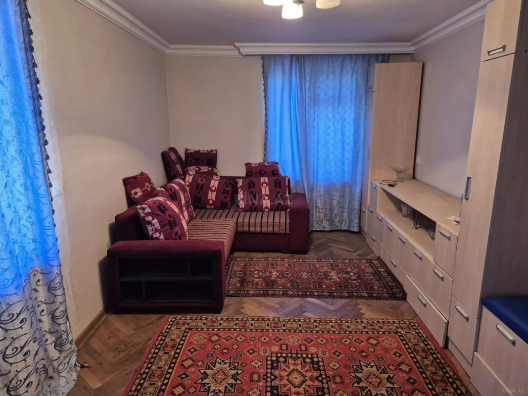 Satılır 1 otaqlı mənzil 35 m²