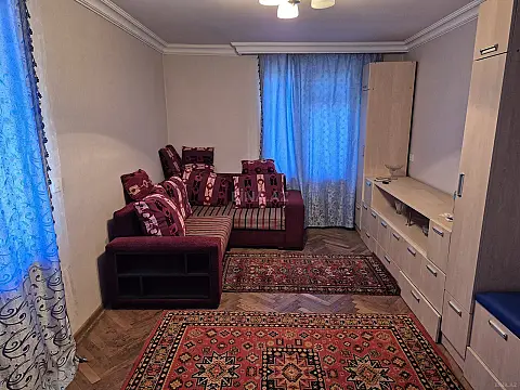 Satılır 1 otaqlı mənzil 35 m²
