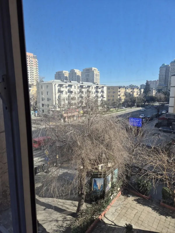 Satılır 1 otaqlı mənzil 35 m²