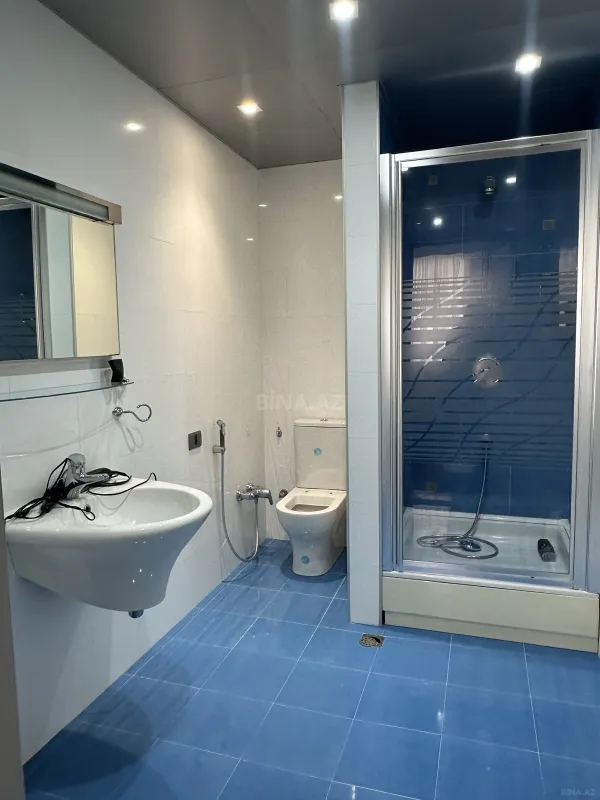 Satılır 3 otaqlı mənzil 150 m²