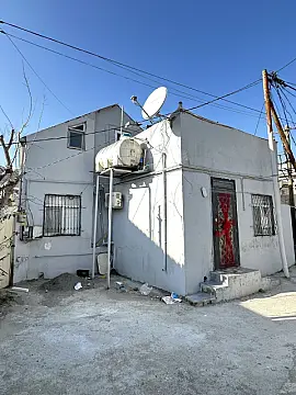 Satılır 3 otaqlı həyət evi 100 m² — Bakı 3 otaq 100.00 m²
