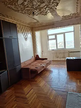 Satılır 2 otaqlı mənzil 55 m²
