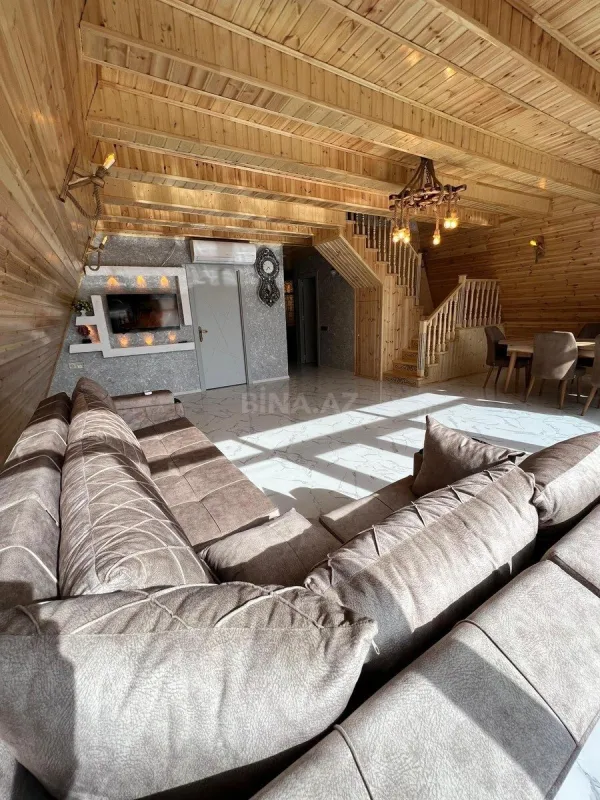 Kirayə verilir 5 otaqlı həyət evi 200 m²