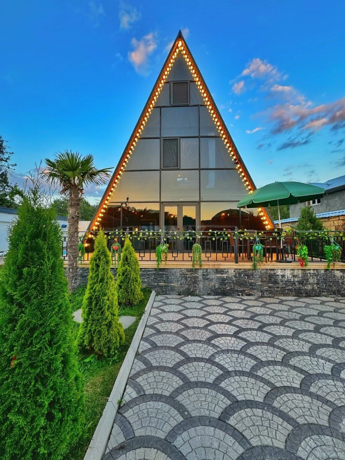 Kirayə verilir 5 otaqlı həyət evi 200 m²