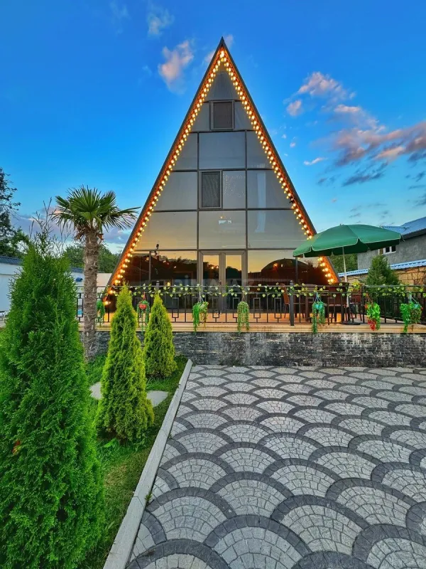 Kirayə verilir 5 otaqlı həyət evi 200 m²