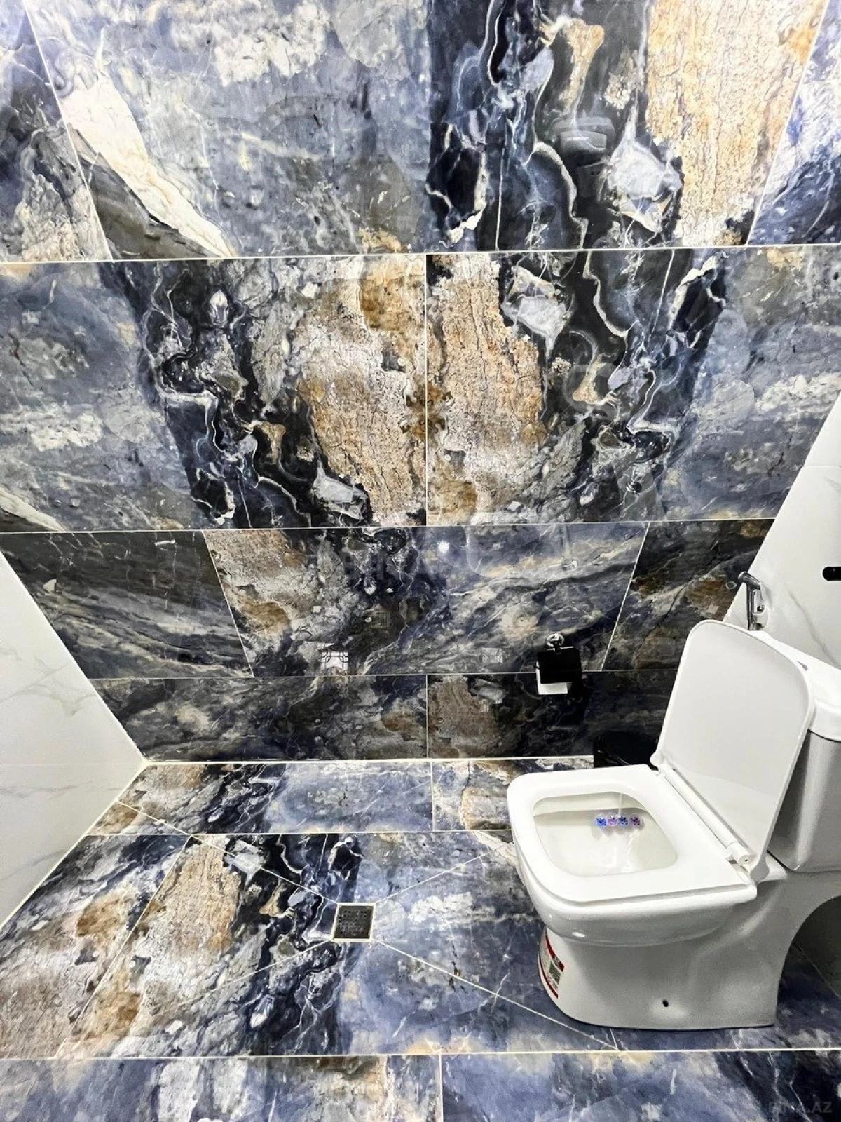 Kirayə verilir 5 otaqlı həyət evi 200 m²