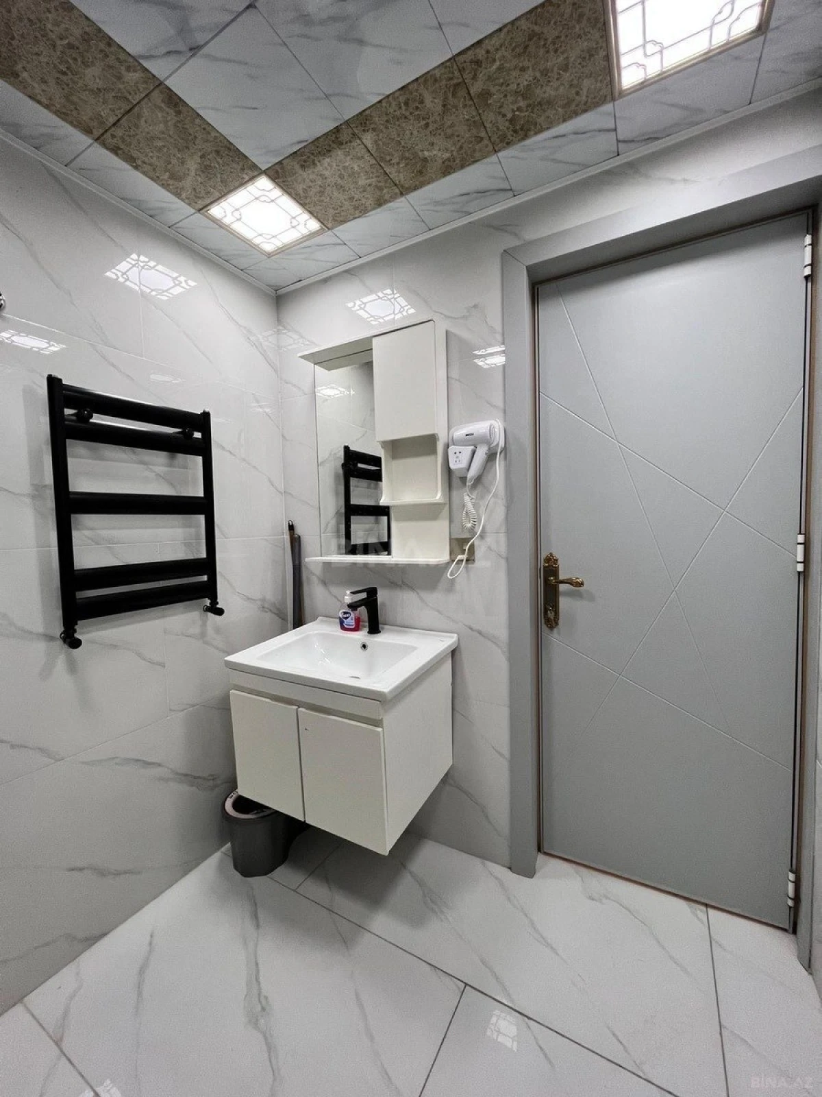 Kirayə verilir 5 otaqlı həyət evi 200 m²