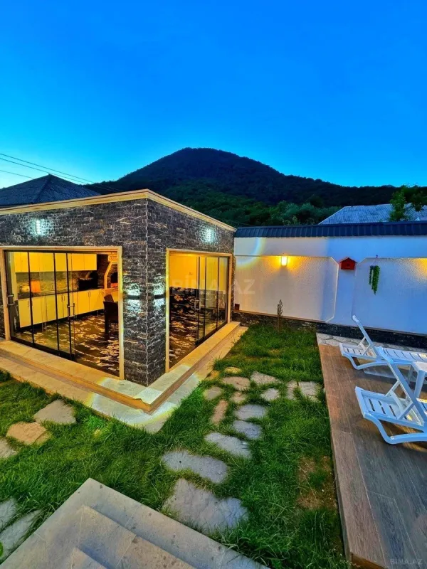 Kirayə verilir 5 otaqlı həyət evi 200 m²